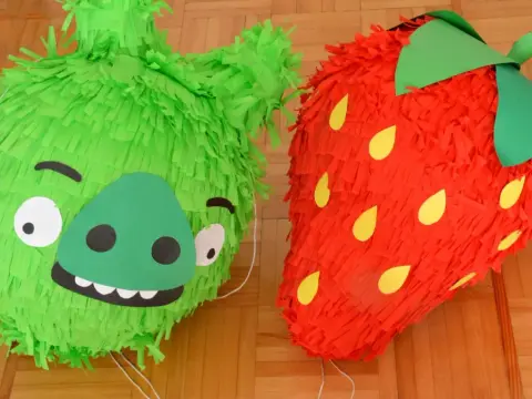 Piniata z kartonu - Zrób ją sam w 1h! Poradnik DIY