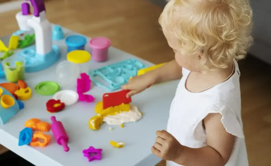 Zabawy sensoryczne dla 6-miesięcznego dziecka - Rozwijaj w domu